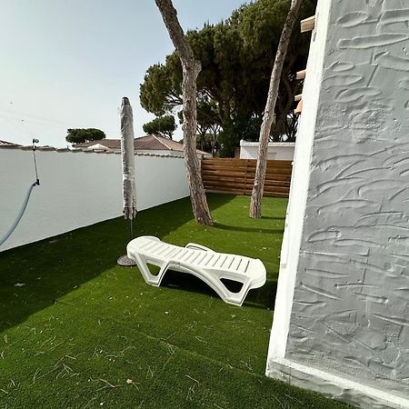 Cocos Sun Guest House Chiclana de la Frontera Exterior foto