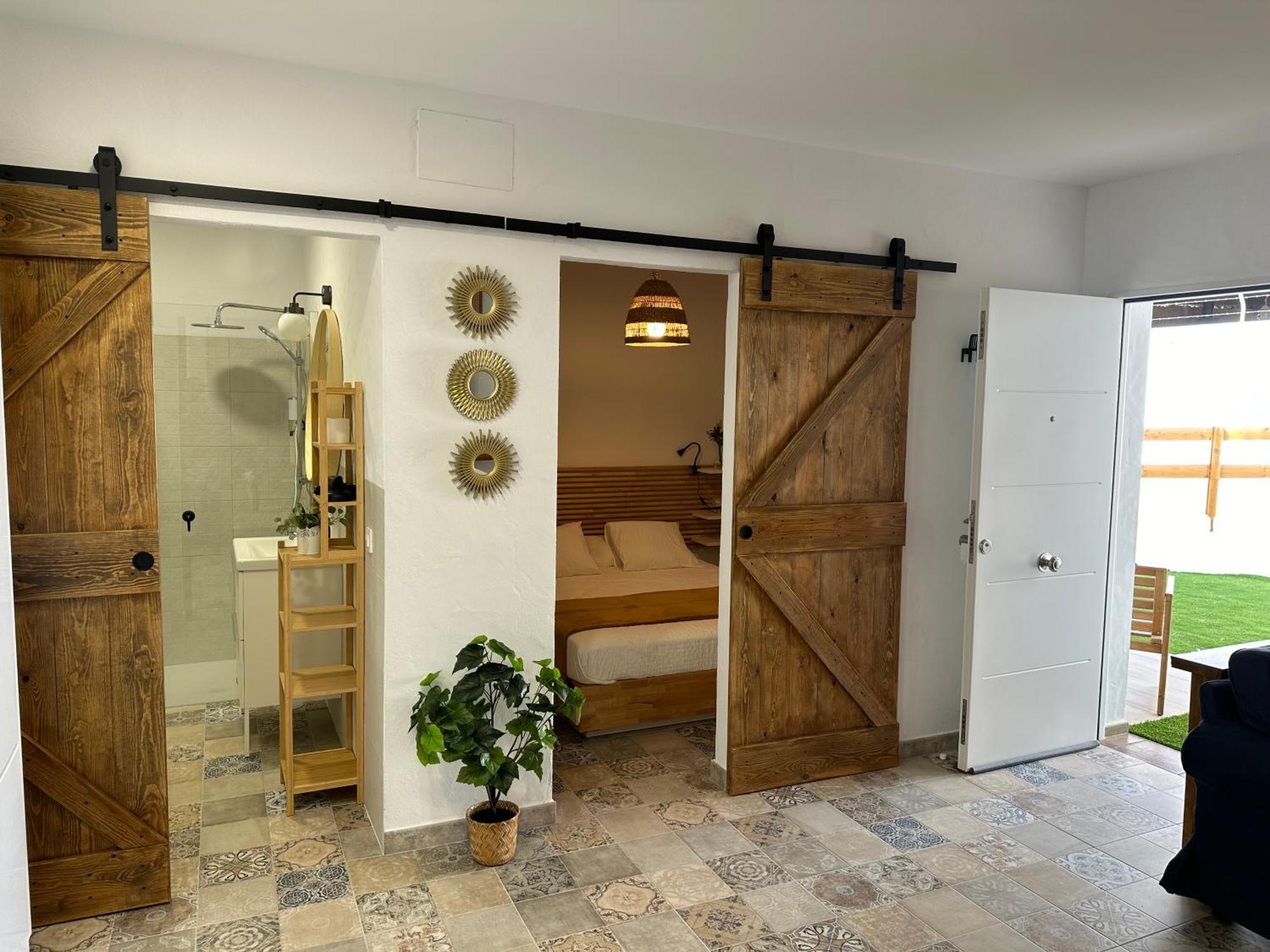 Cocos Sun Guest House Chiclana de la Frontera Exterior foto